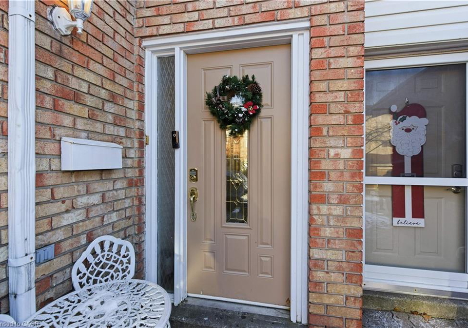 11-harrisford-street-hamilton-ontario-40793159