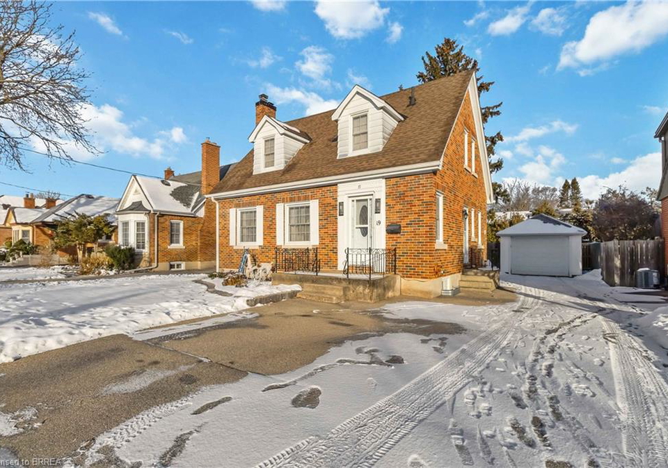 19-baldwin-avenue-brantford-ontario-40793177