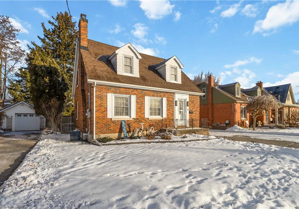 19-baldwin-avenue-brantford-ontario-40793177