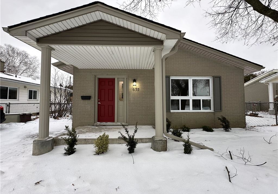 655-gibralter-street-delhi-ontario-40793223