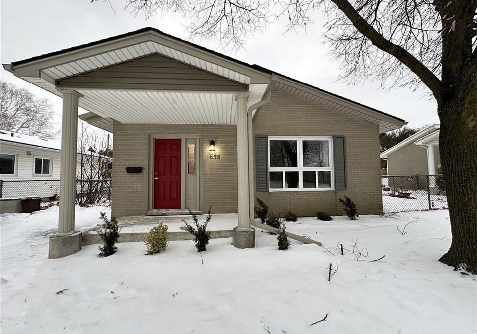 655-gibralter-street-delhi-ontario-40793223