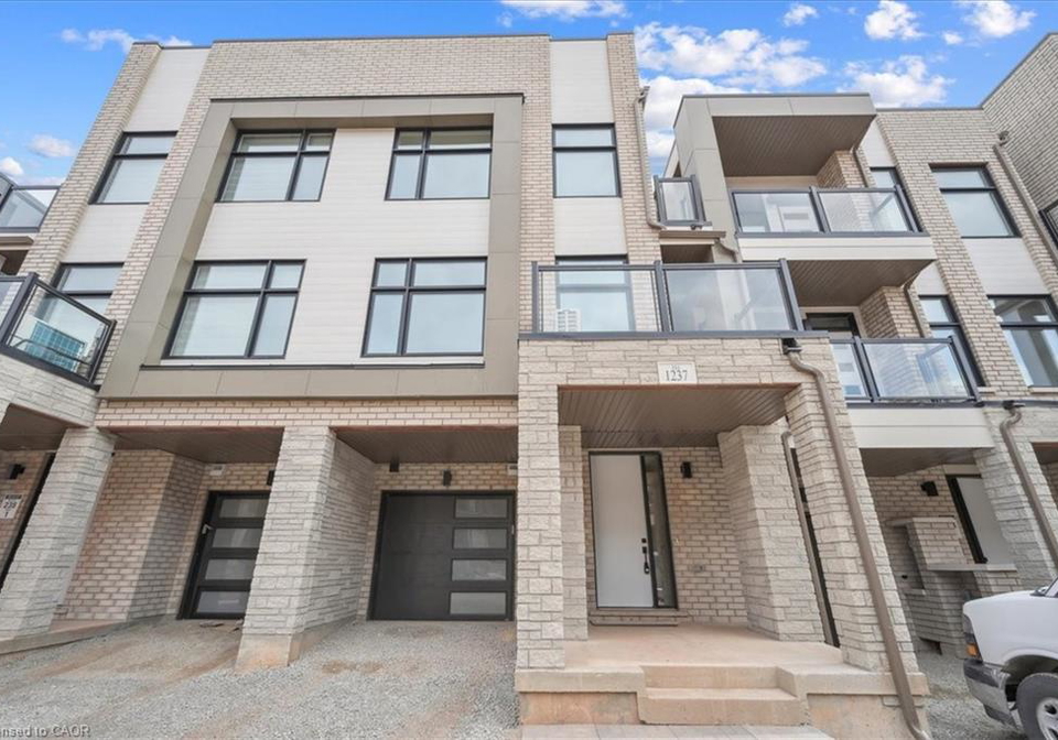 1237-anthonia-trail-oakville-ontario-40793294