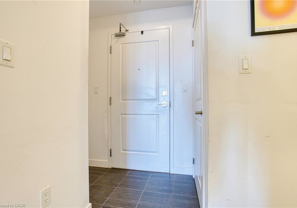 35-southshore-crescent-stoney-creek-ontario-40793390