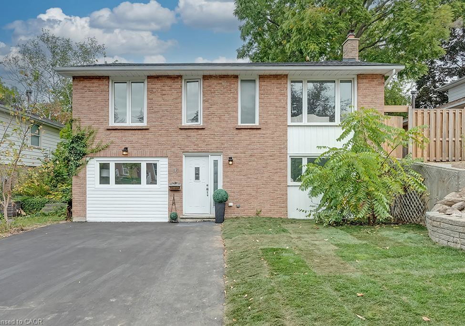16-upper-canada-drive-waterloo-ontario-40793423