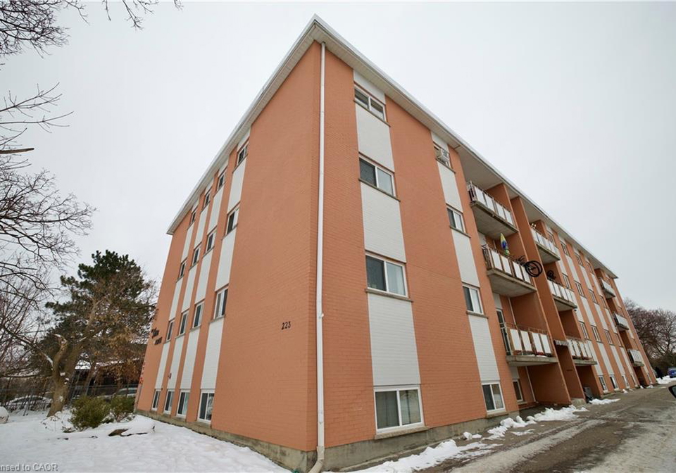 223-heiman-street-kitchener-ontario-40793445