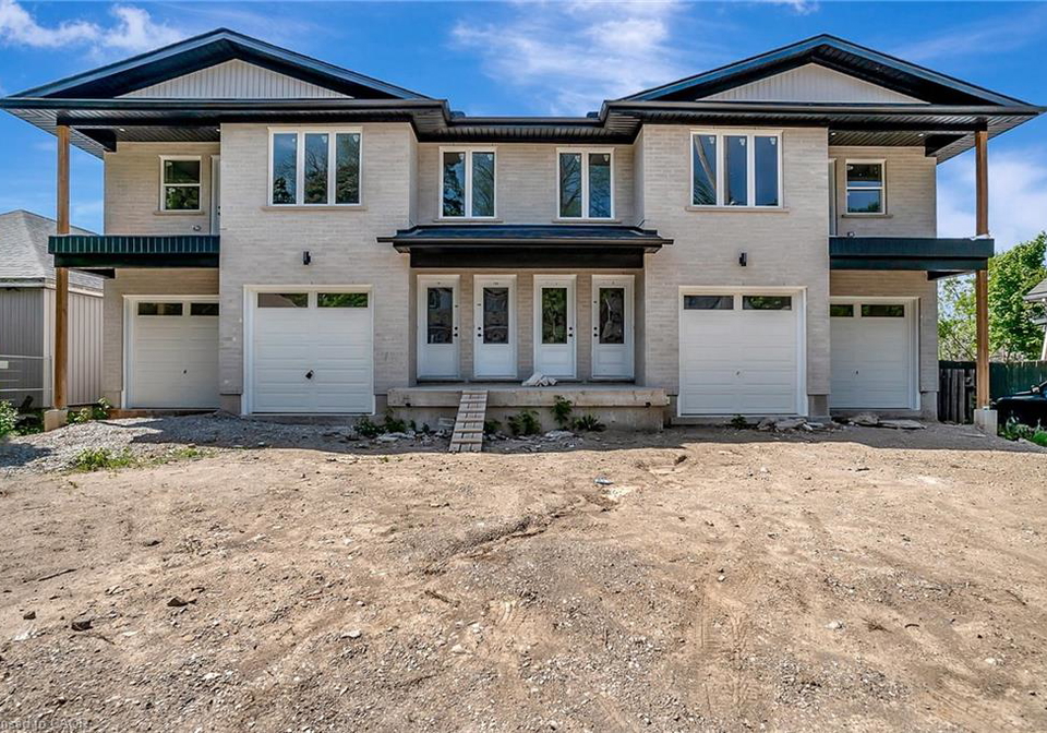 104-spruce-street-cambridge-ontario-40793455