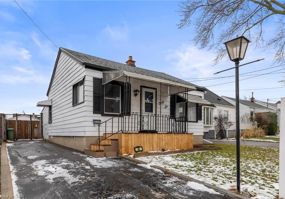 46-adeline-avenue-hamilton-ontario-40793516