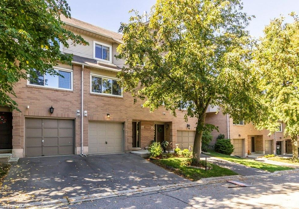 26-moss-boulevard-hamilton-ontario-40793525