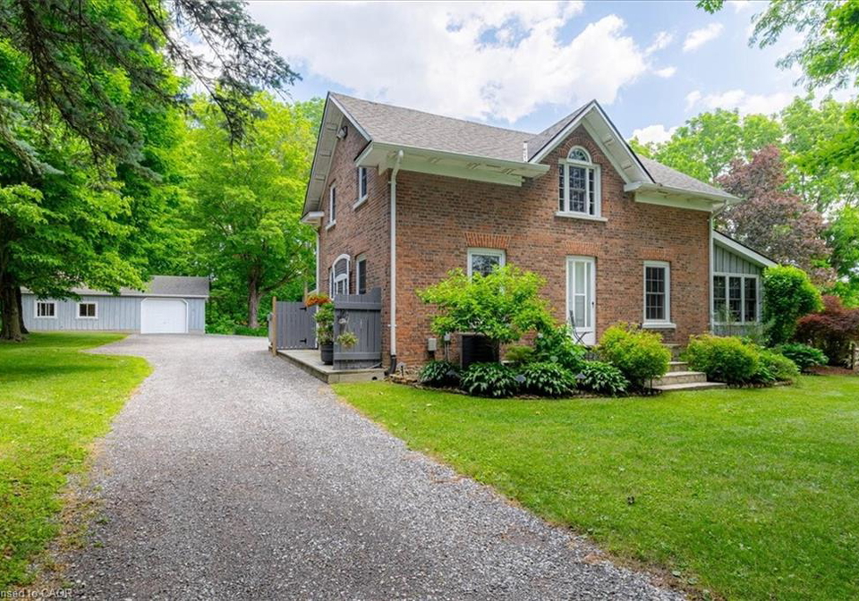 658-culver-road-waterford-ontario-40793576