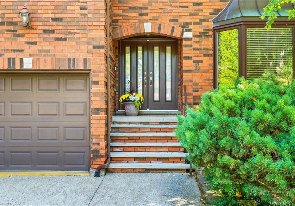 6-renata-court-hamilton-ontario-40793652