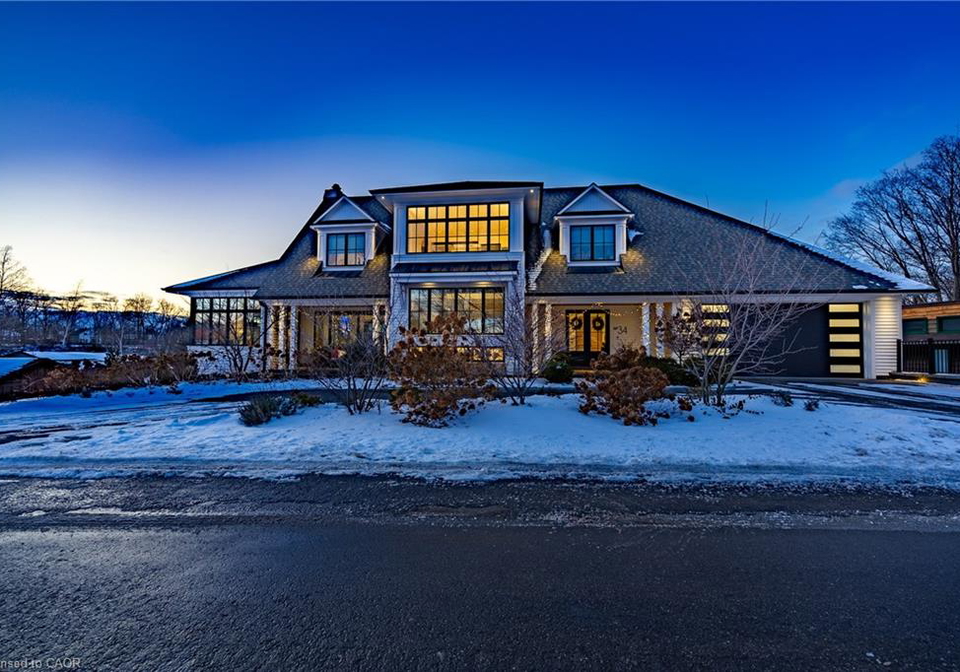 34-grand-street-port-dover-ontario-40793724