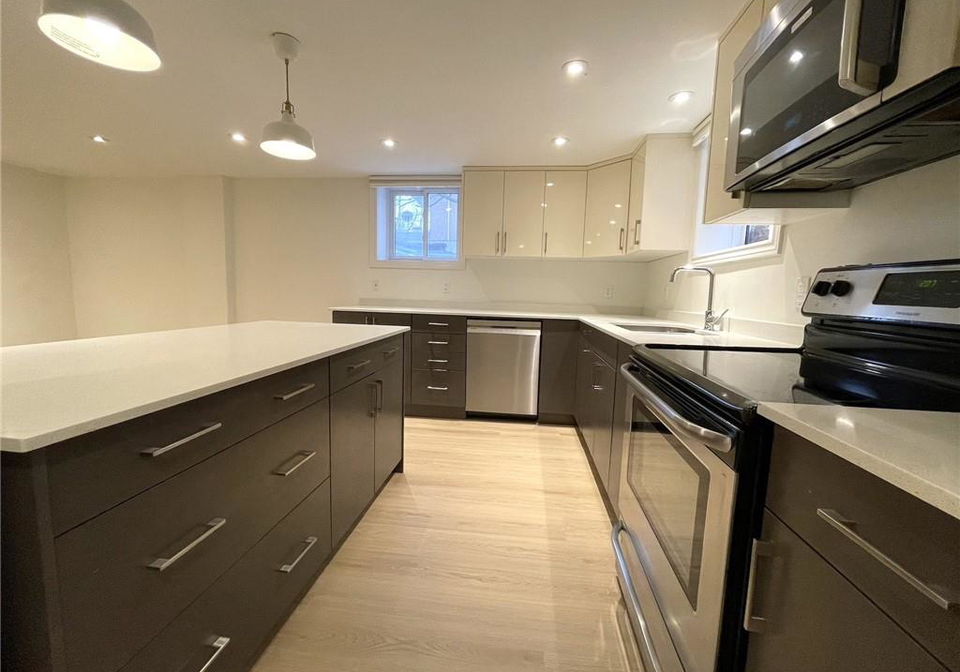 122-macassa-avenue-hamilton-ontario-40793804