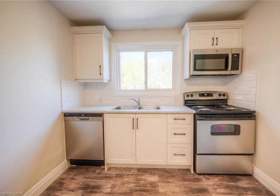 158-erb-street-waterloo-ontario-40793825