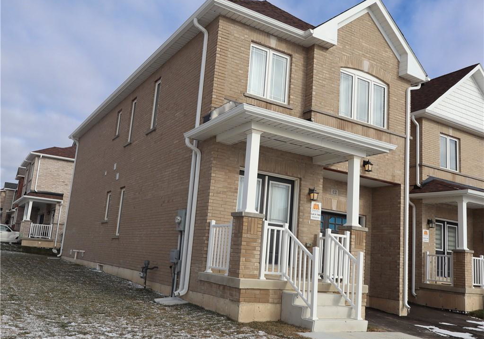 42-bruton-street-thorold-ontario-40793885