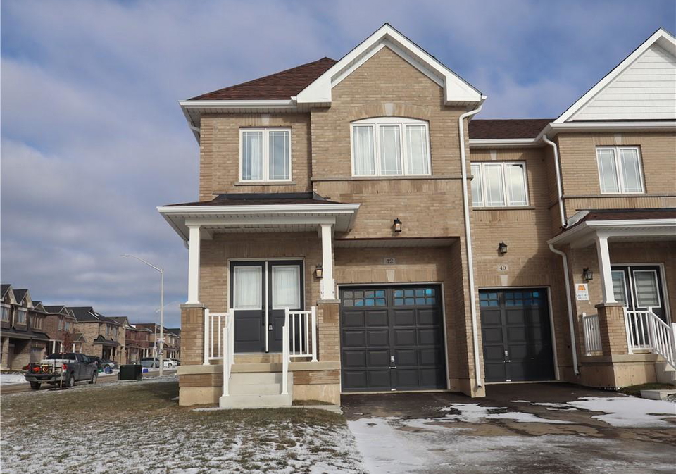 42-bruton-street-thorold-ontario-40793885