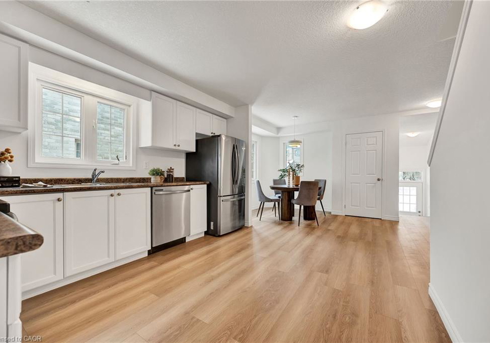 931-glasgow-street-kitchener-ontario-40793933