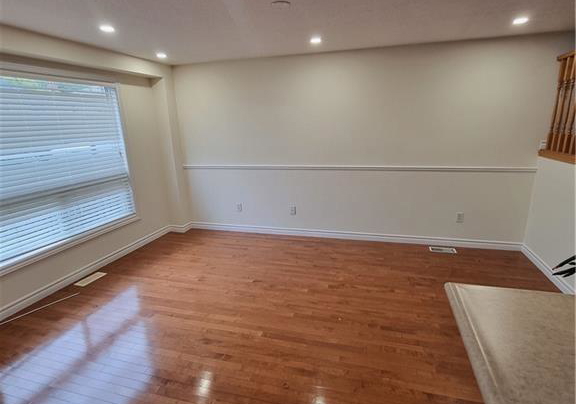 82-cotton-grass-street-kitchener-ontario-40793963