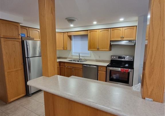 82-cotton-grass-street-kitchener-ontario-40793963