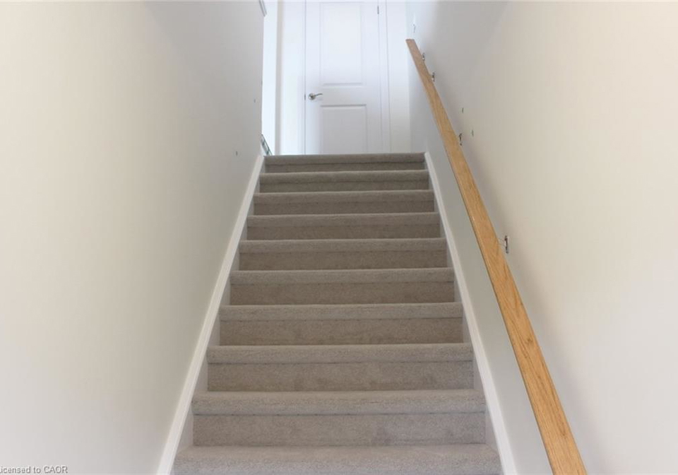 261-woodbine-avenue-kitchener-ontario-40794063