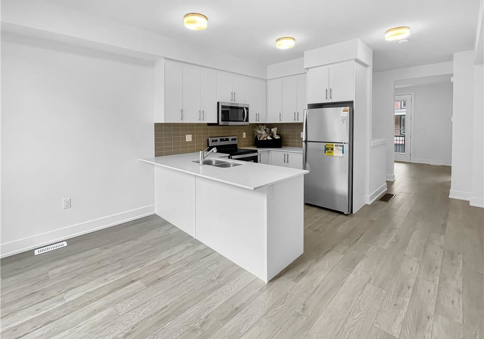 99-roger-street-waterloo-ontario-40794071