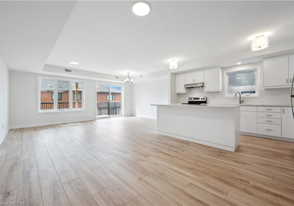 15-stauffer-woods-trail-kitchener-ontario-40794072