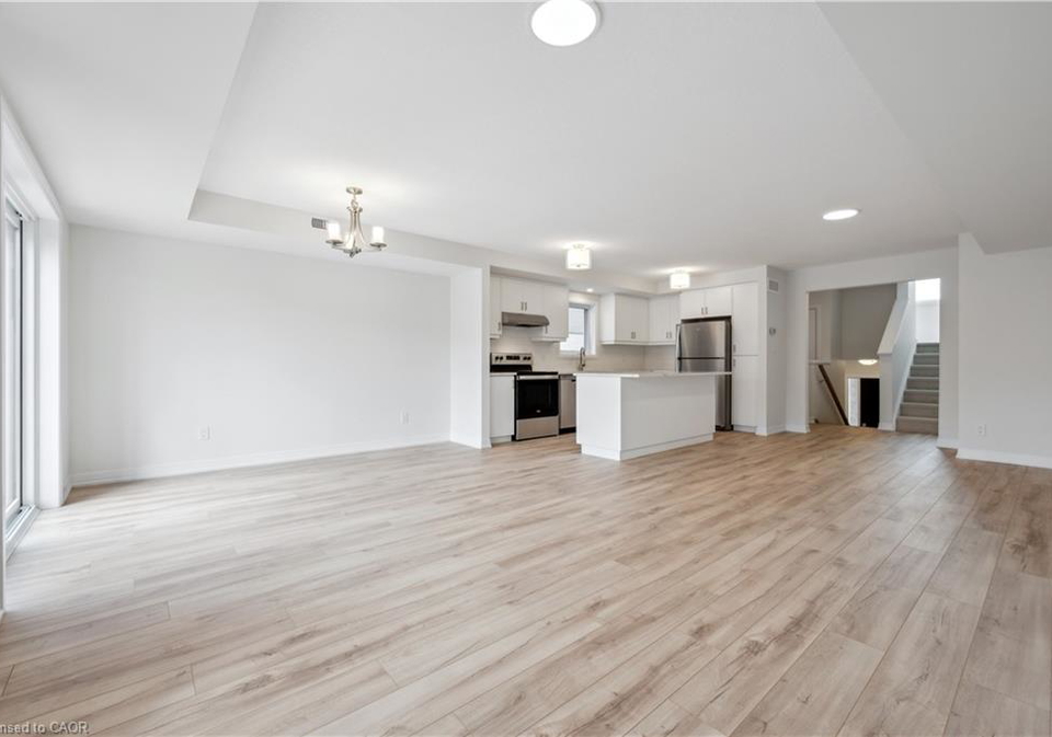 15-stauffer-woods-trail-kitchener-ontario-40794072
