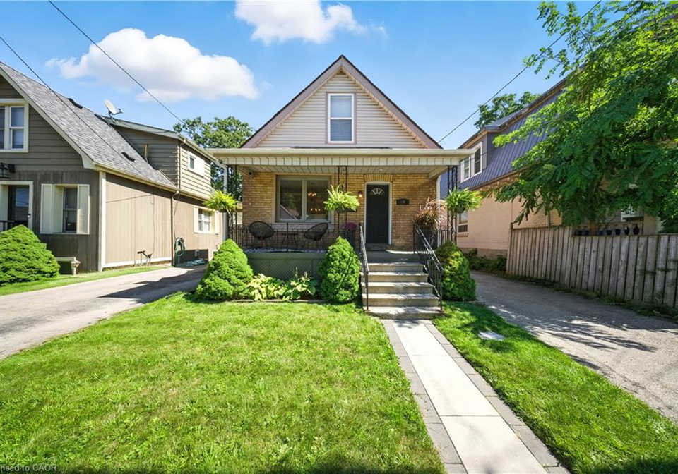 49-east-31st-street-hamilton-ontario-40794113
