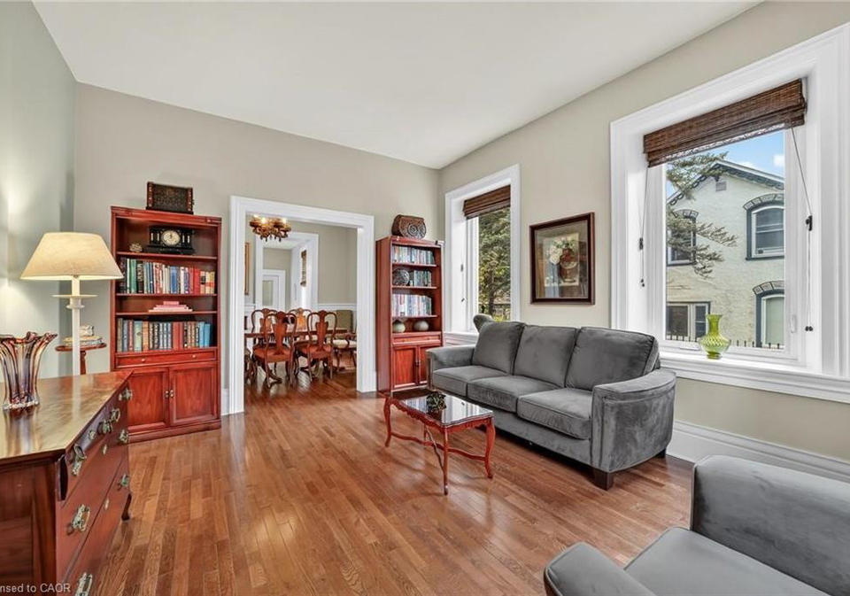 72-banfield-street-paris-ontario-40794164