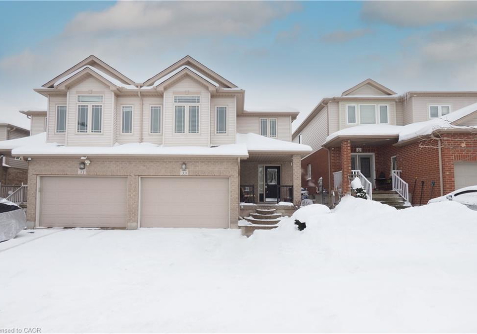 33-huck-crescent-kitchener-ontario-40794177
