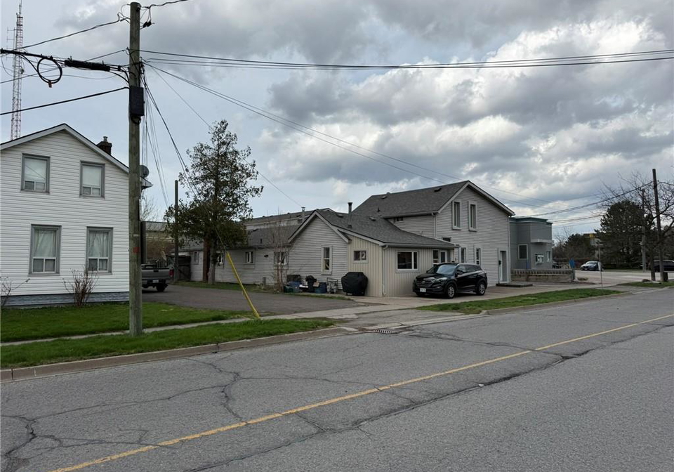 12-oakdale-avenue-st-catharines-ontario-40794184