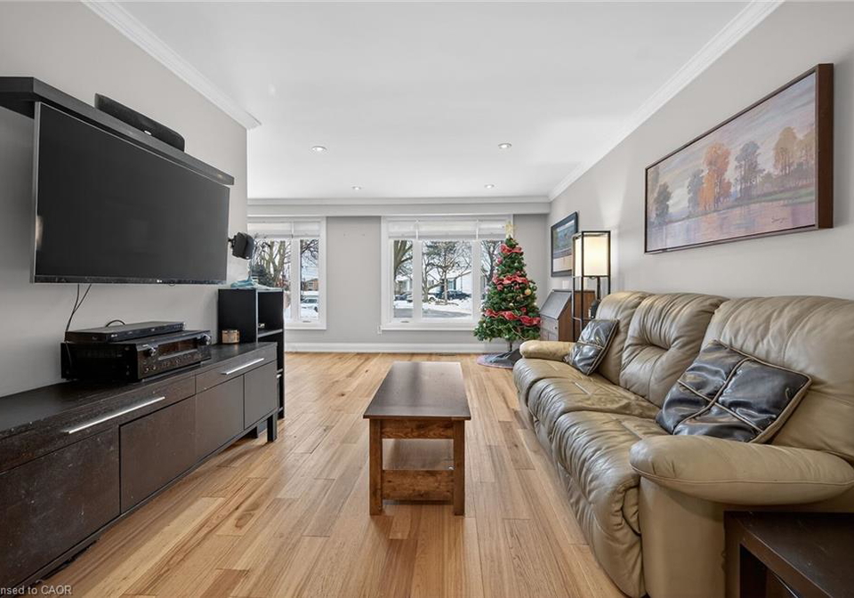 38-questor-court-hamilton-ontario-40794314