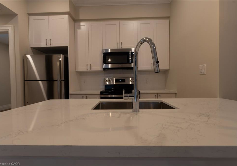 100-charlton-avenue-w-hamilton-ontario-40794340