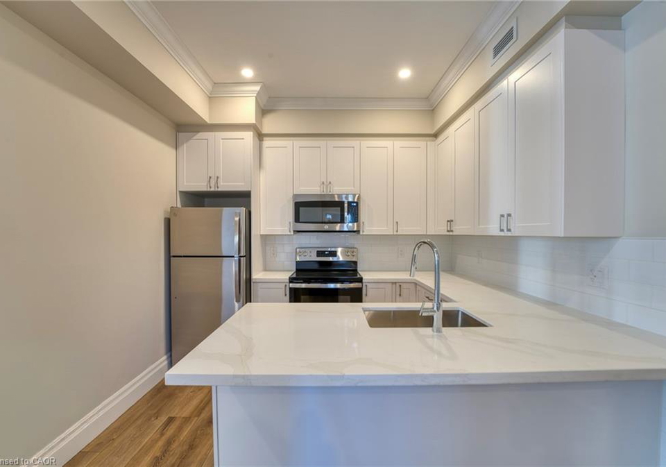100-charlton-avenue-w-hamilton-ontario-40794354