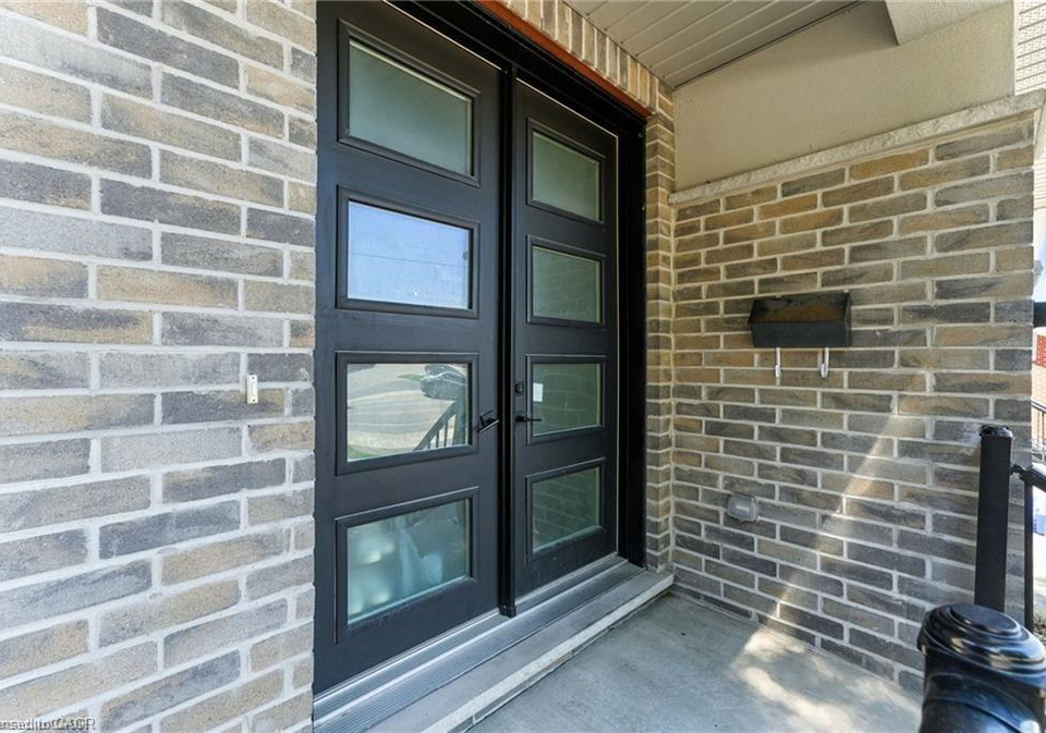 46-franklin-street-s-kitchener-ontario-40794397