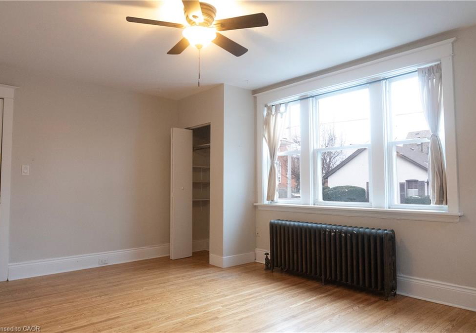 229-hess-street-s-hamilton-ontario-40794420