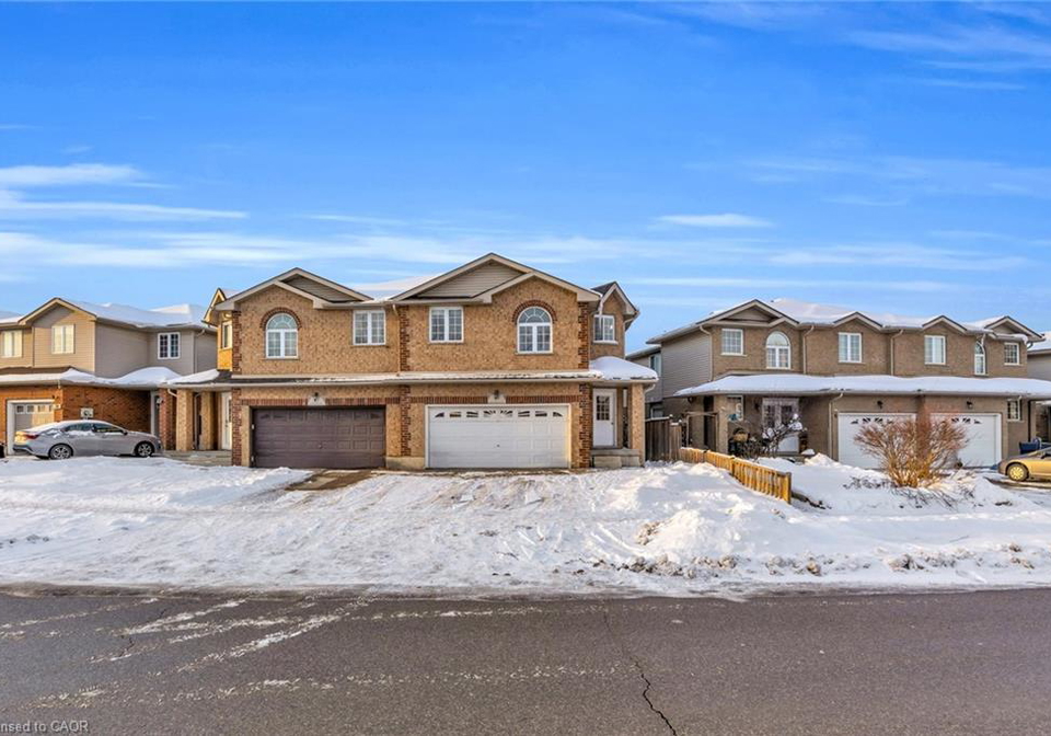 15-curzon-crescent-guelph-ontario-40794438