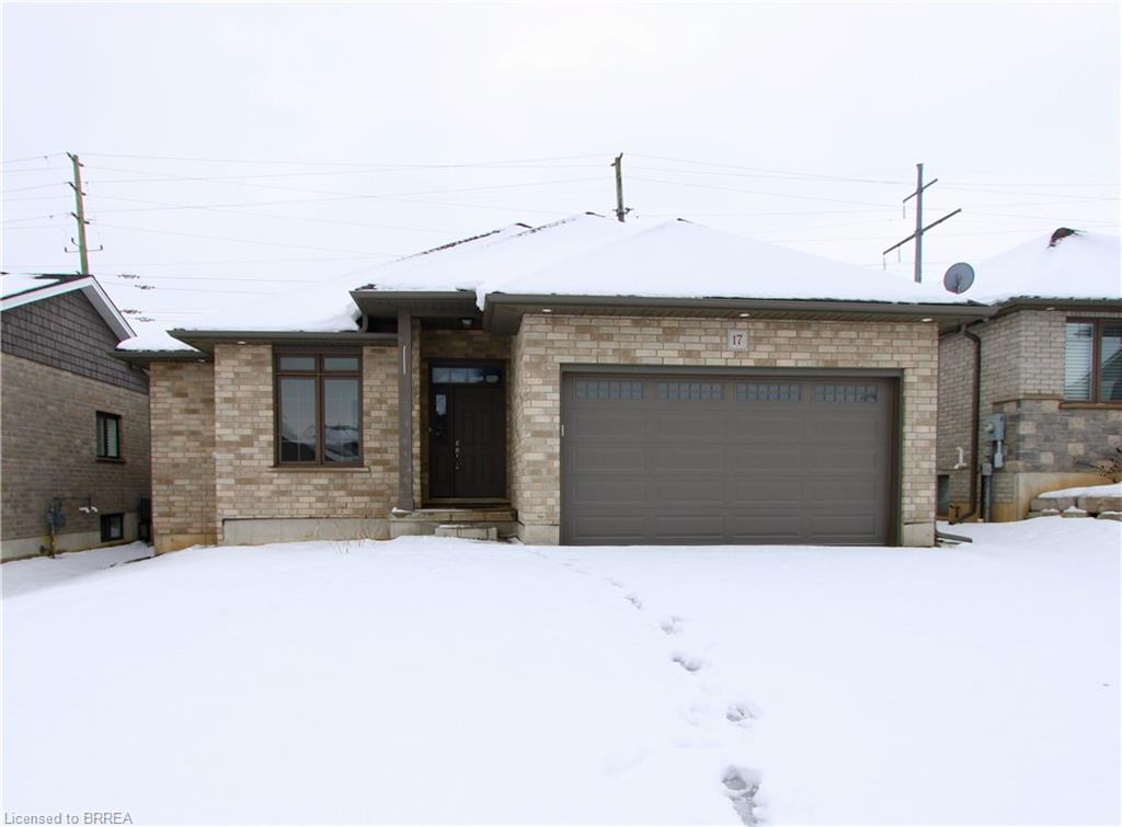 17-masters-lane-paris-ontario-40794462