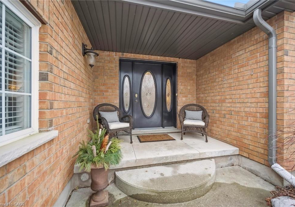 36-rosecliff-court-cambridge-ontario-40794482