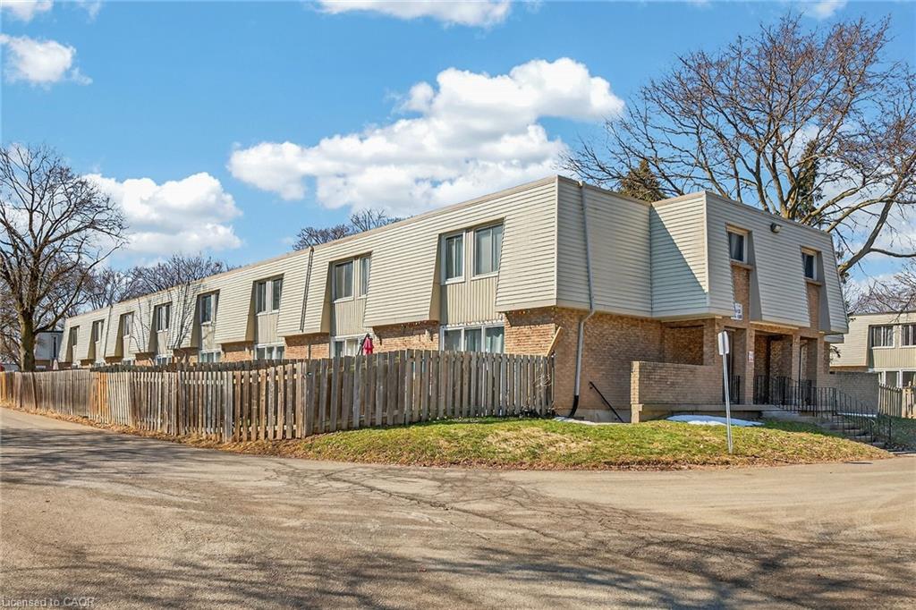 17-old-pine-trail-st-catharines-ontario-40794515