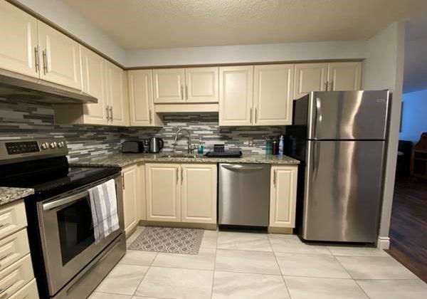 35-green-valley-drive-kitchener-ontario-40794521
