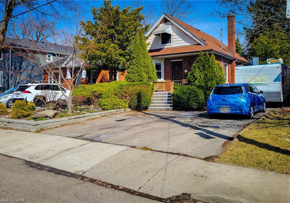 33-norfolk-street-s-hamilton-ontario-40794538