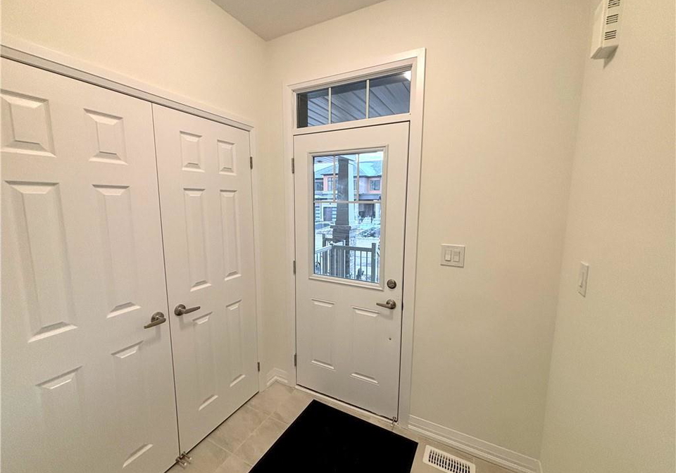 91-marche-drive-caledonia-ontario-40794559