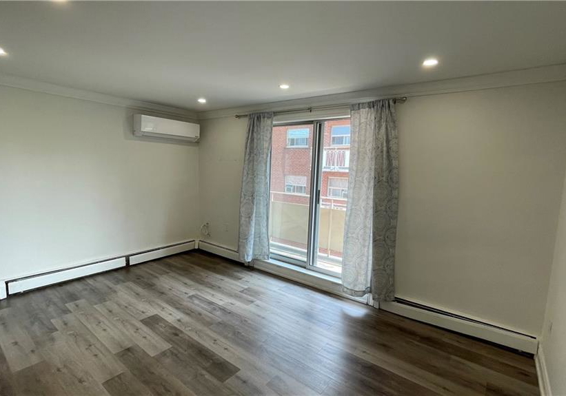 700-lawrence-road-hamilton-ontario-40794585