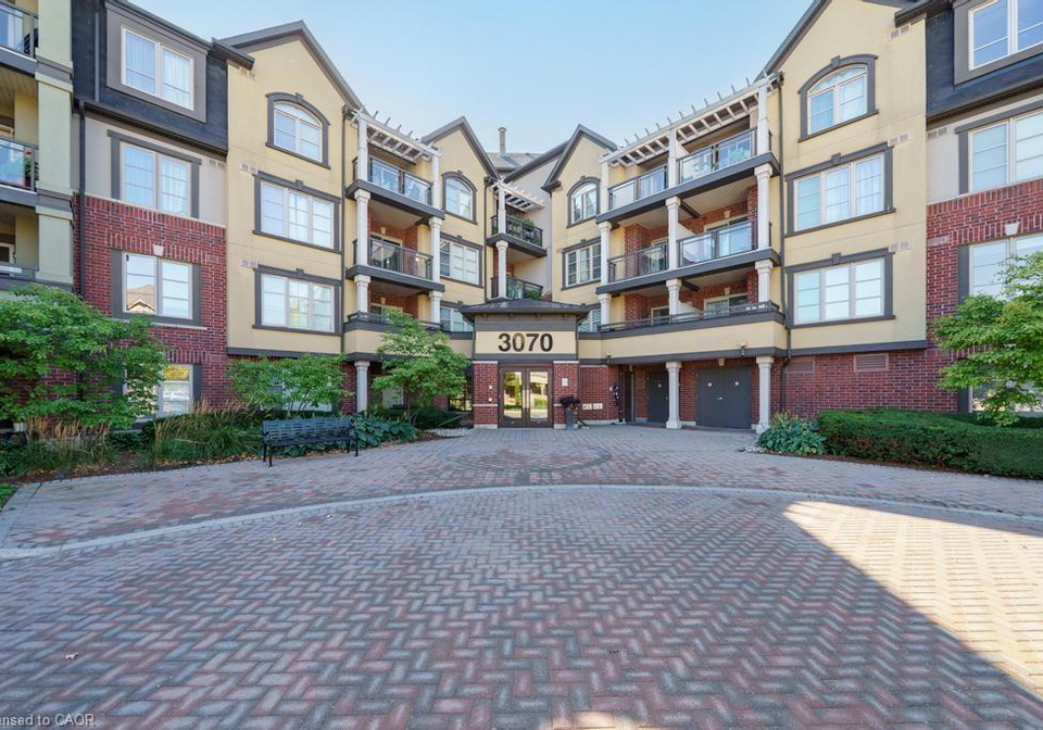 3070-rotary-way-burlington-ontario-40794628