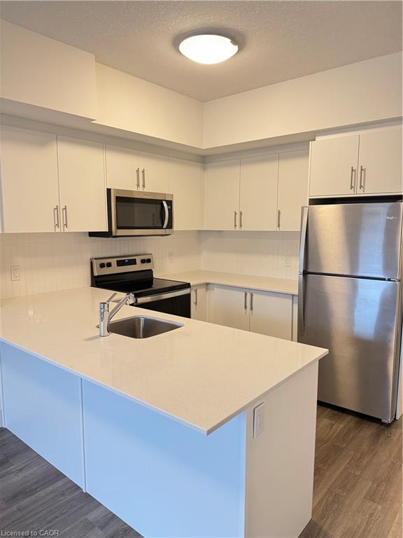 1201-lackner-boulevard-kitchener-ontario-40794726