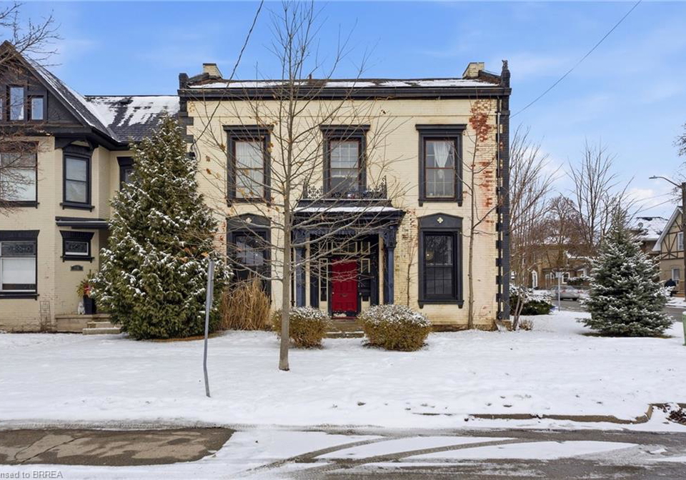 220-nelson-street-brantford-ontario-40794874