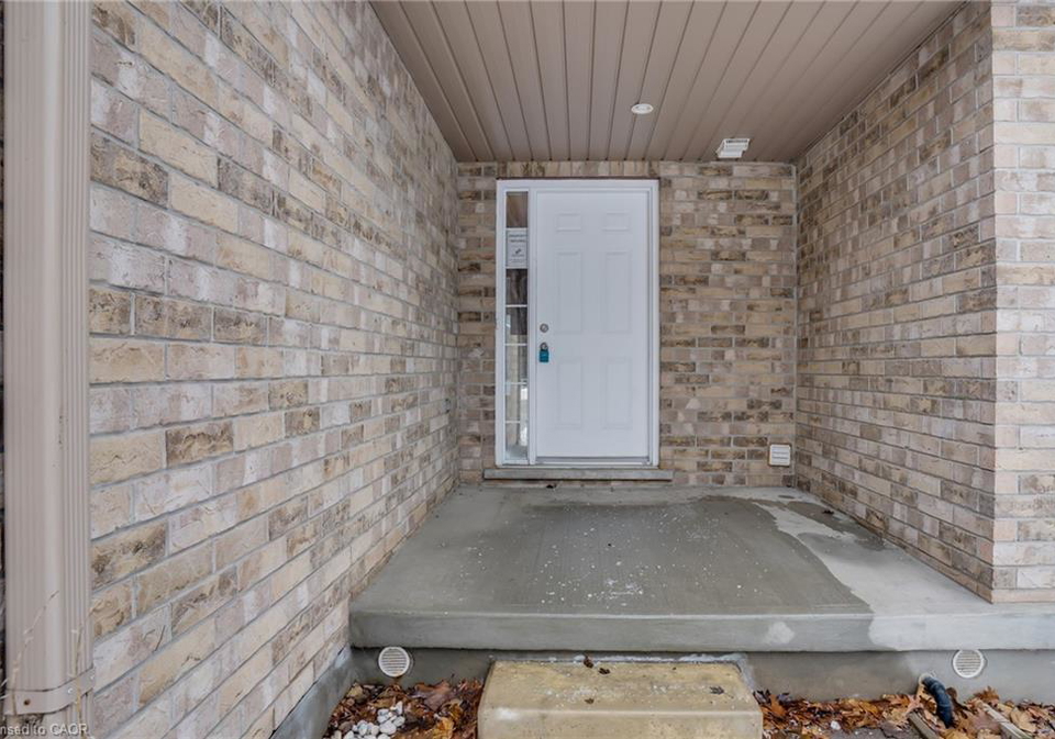310-fallowfield-drive-kitchener-ontario-40795011