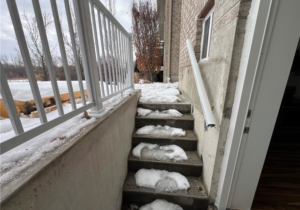 213-paige-place-kitchener-ontario-40795032