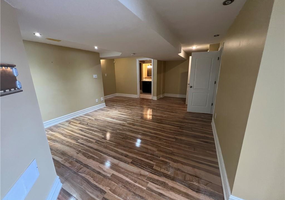 213-paige-place-kitchener-ontario-40795032
