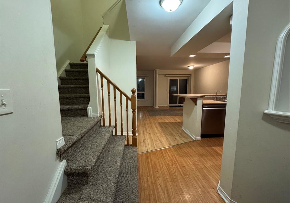 25-eugene-drive-guelph-ontario-40795106